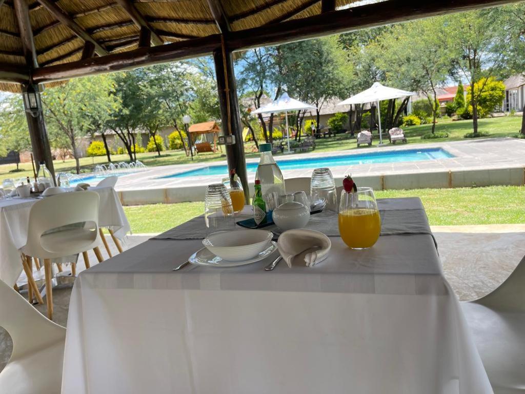 Tshiberry Bed & Breakfast Phokeng Luaran gambar