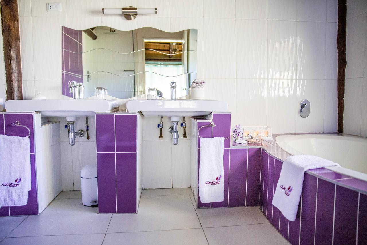 Tshiberry Bed & Breakfast Phokeng Luaran gambar